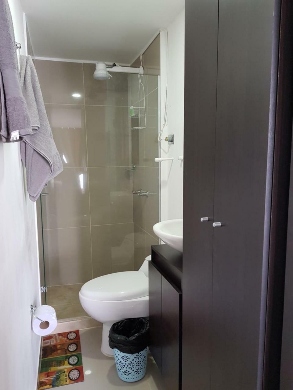 Apartasuites Medellin Los Molinos Экстерьер фото